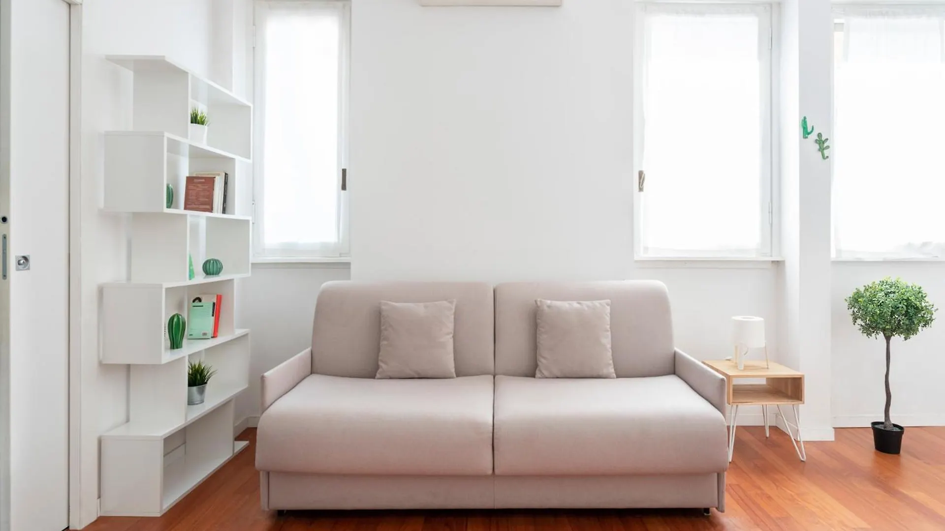 New And Lovely Flat In Milan Center location